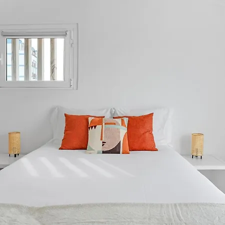 One Bedroom Apt In Central - Balconies With River Views! Lejlighed *